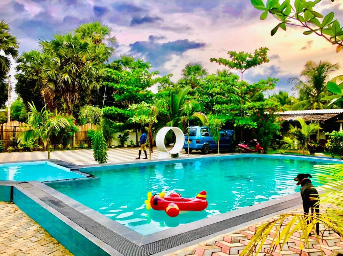 Trinco Star Cabana Trincomalee Exterior photo