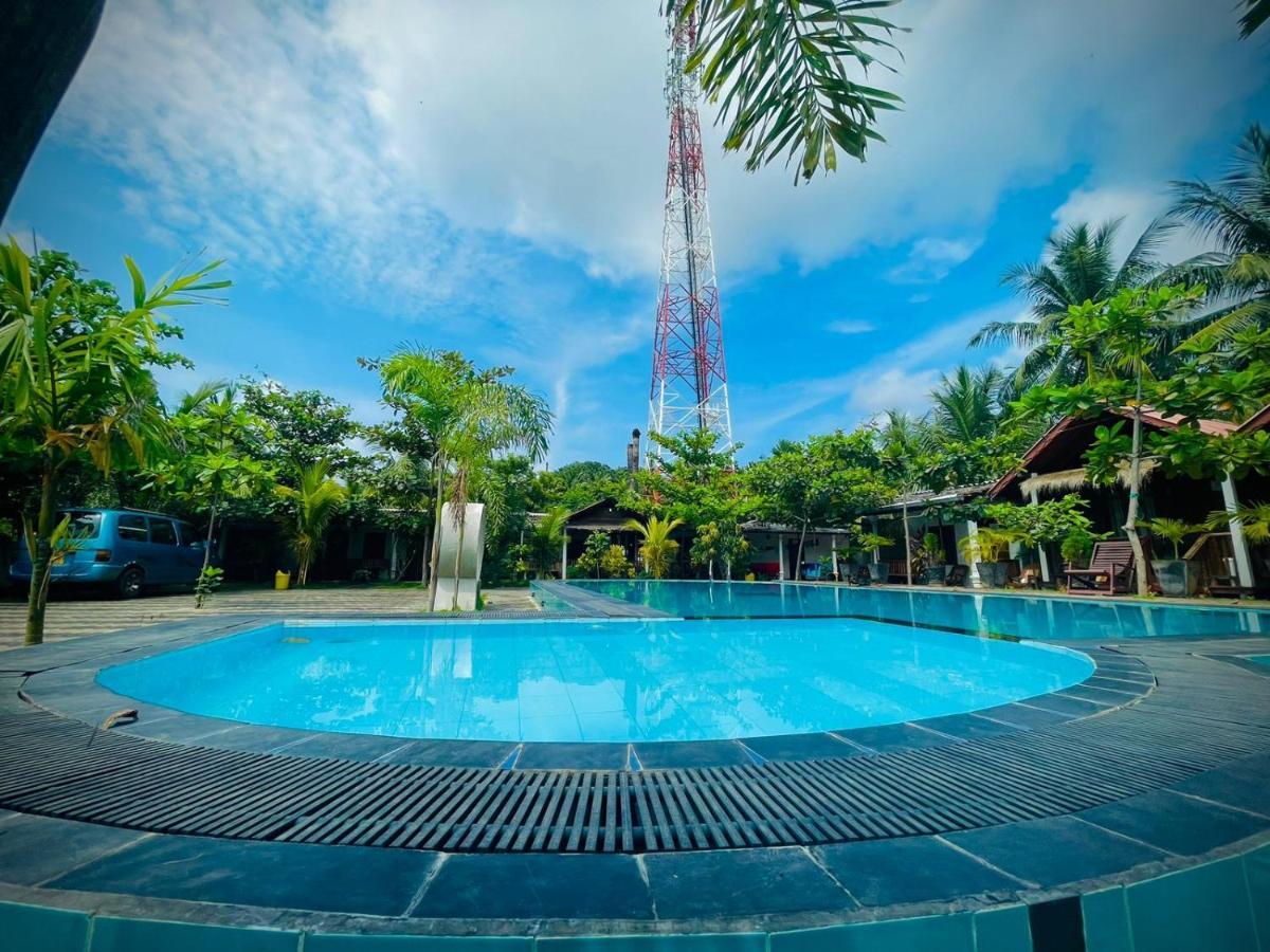 Trinco Star Cabana Trincomalee Exterior photo