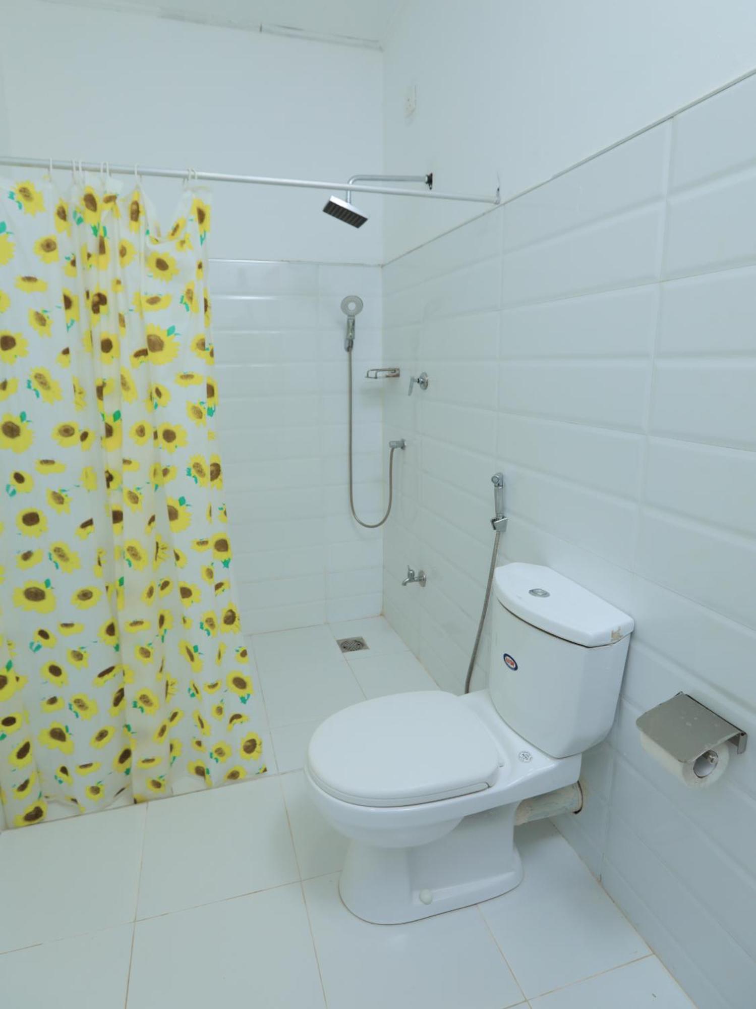 Trinco Star Cabana Trincomalee Room photo