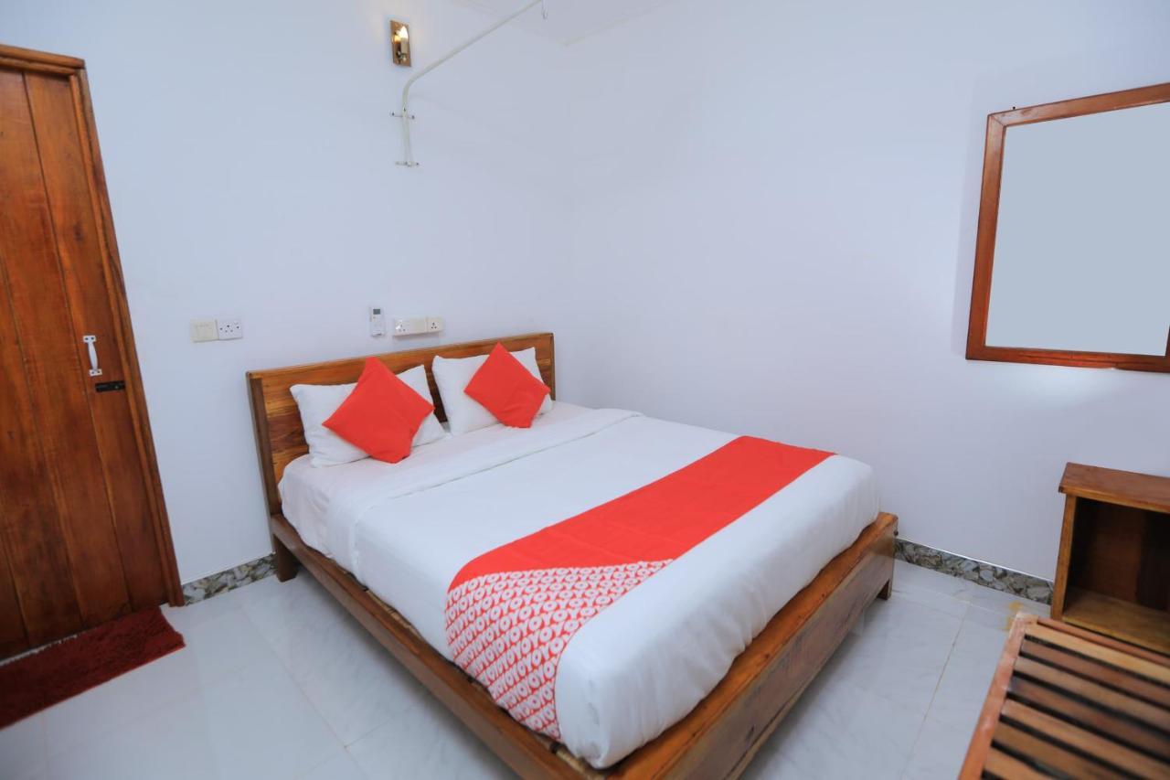 Trinco Star Cabana Trincomalee Exterior photo